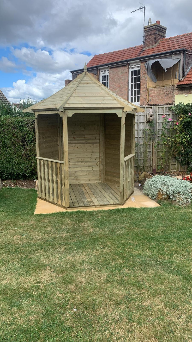 Shire Arbour (6' x 7')