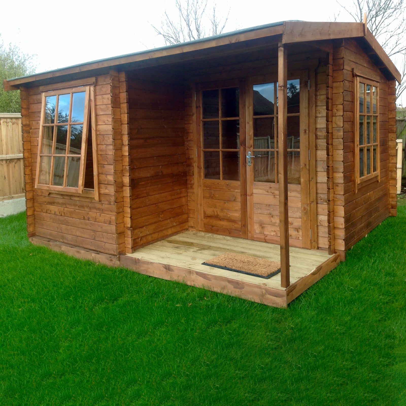 Ringwood Log Cabin in 28mm Logs - Various Sizes Available – Norfolk Sheds