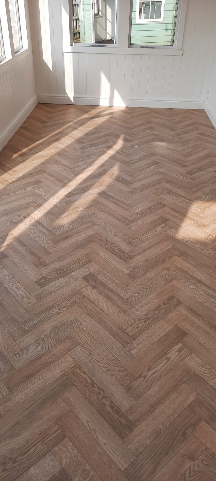 Cali 20'x 12' Pent Home Office